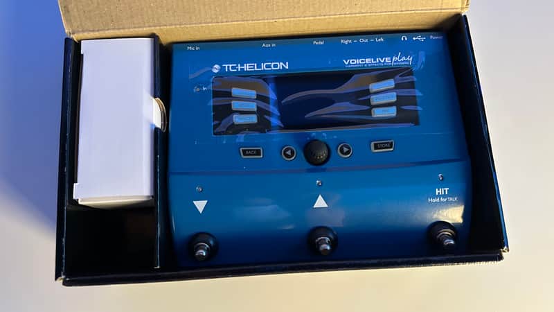 TC Helicon VoiceLive Play 2012 - 2021 - Blue image 1