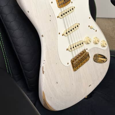 2024 Fender Custom Shop LTD ’57 Stratocaster Relic Strat Aged White Blonde w/ COA OHSC image 2