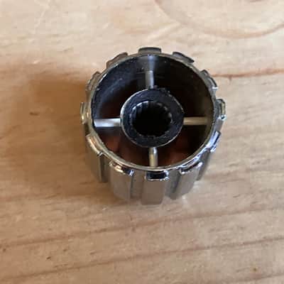 Ibanez Soundgear Gio GSR180 Bass Guitar Silver Plastic Knob 2015 image 4