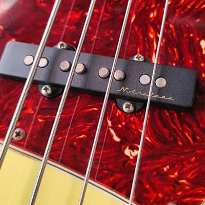 Fender Jazz Bass Deluxe 2007 - Vintage White image 11