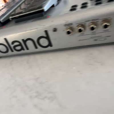 Roland FC-300 MIDI Foot Controller 2007 - 2023 - Silver image 8