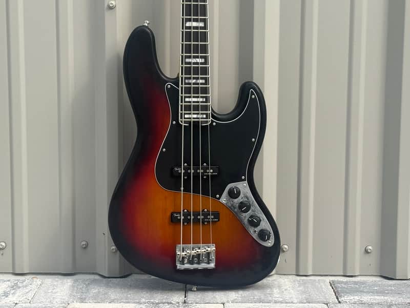 Fender American Elite Jazz Bass with Ebony Fretboard