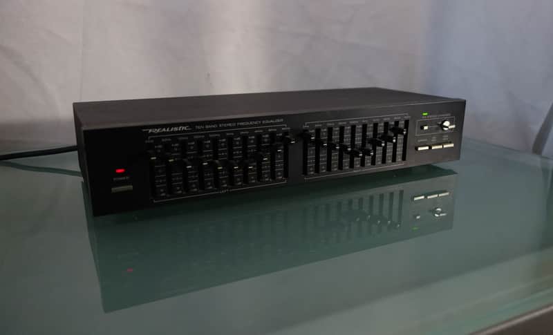Realistic 10 Band Stereo Frequency Equalizer & Expander 31-9080 - égaliseur image 1