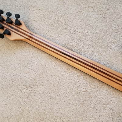 Mayones Regius image 15