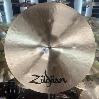 ZILDJIAN K2818 18" K ZILDJIAN PAPER THIN CRASH CYMBAL 1150g - FLOOR DEMO image 4
