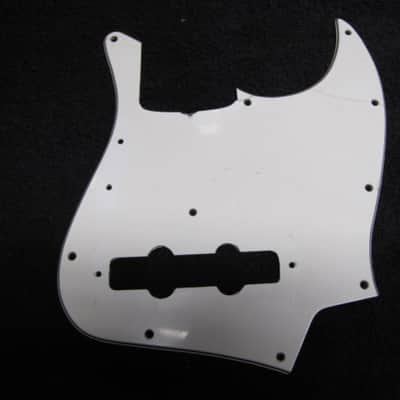 Fender Jazz Bass Pickguard 1974 - White image 1