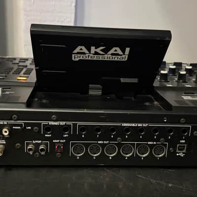 Akai MPC5000 Music Production Center (192 MB Memory Upgrade) Bild 5