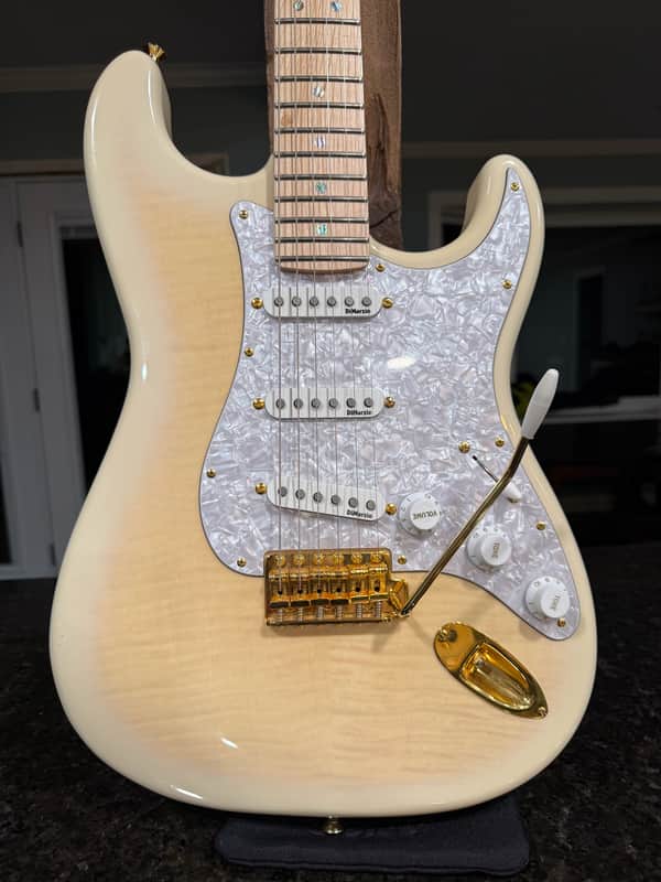 Fender STR RK Richie Kotzen Signature Stratocaster MIJ 2007 - Present See Thru White