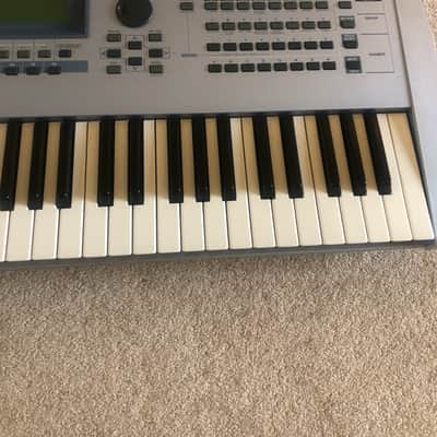 Yamaha Motif ES6 early 2000s image 3