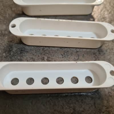 Fender Stratocaster pickup covers 1980s Fullerton AVRI rounded tops 1954 1955 1955 1956 image 6