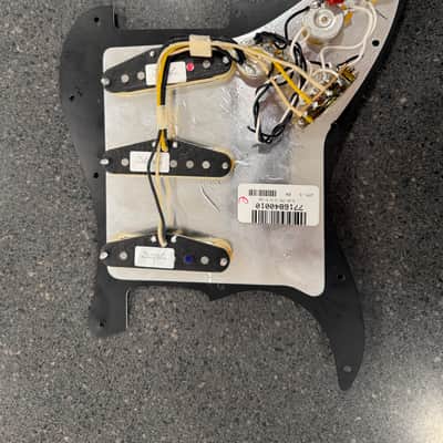 Fender Custom Shop Fat '50s Stratocaster 11 Hole Pickguard 3-Ply Pre-Wired 2010s - Black image 2