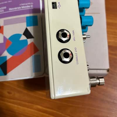 Chase Bliss Audio Reverse Mode C 2023 - White Graphic image 5
