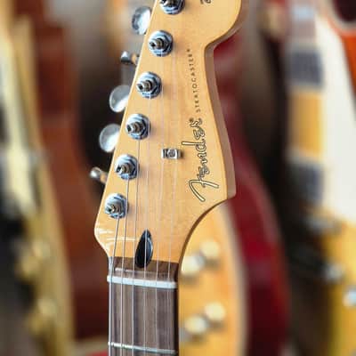 Fender Player II Stratocaster HSS 2026 - Coral Red image 8