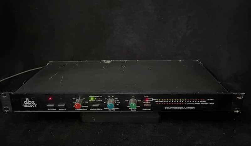 dbx 160XT Compressor / Limiter | Reverb