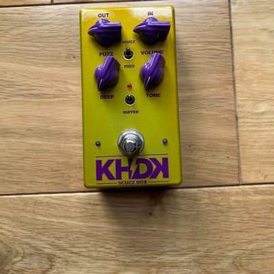 KHDK Electronics Scuzz Box Fuzz 2010s - Yellow image 1
