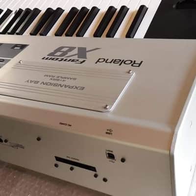 Roland Fantom x8 workstation Synth 88 keys / Synthonia Library image 2