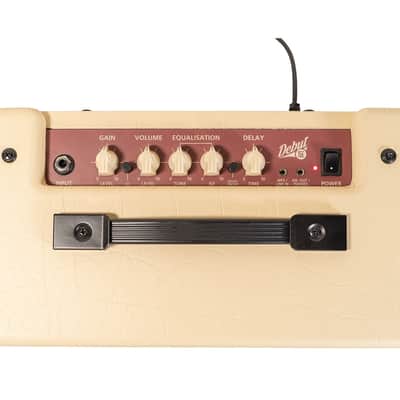 Blackstar DEBUT15E 15-Watt Combo Amp image 4