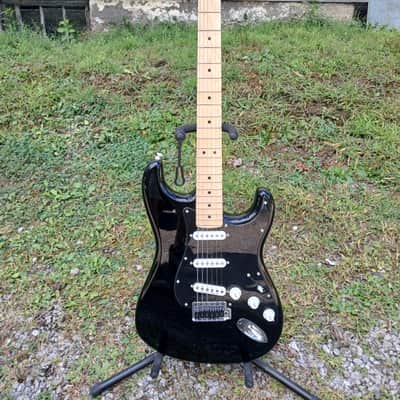 Fender Stratocaster 2007 David Gilmour USA w/ Seymour Duncan Bridge pickup Maple neck Hard Shell Case image 1