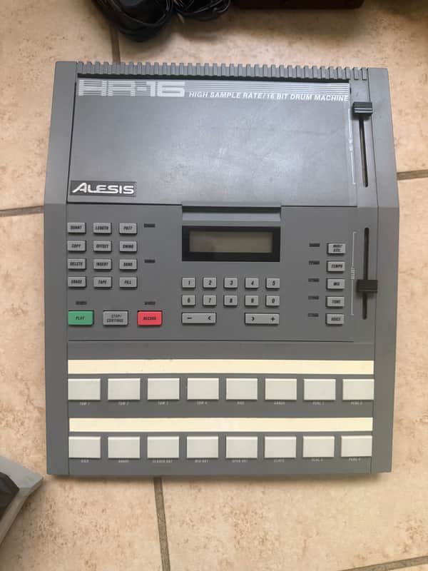 Alesis HR-16 High Sample Rate 16-Bit Drum Machine 1980s - Gray image 1