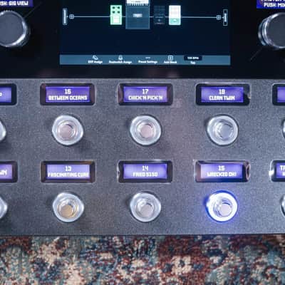 Fender Tone Master Pro Multi-effects Guitar Workstation image 7