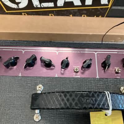 Used Vox AC30C2 Custom 2-Channel 30-Watt 2x12" Guitar Combo image 5