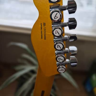 Fender American Ultra Luxe Telecaster 2021 - Blue Sparkle image 13