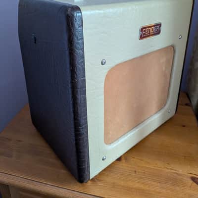 Fender Champion 600 all Tube 5-Watt 1x6" Guitar Combo 2007 - 2012 - Two-Tone Blonde / Brown image 4