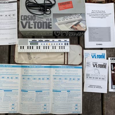 Casio VL-5 VL-Tone 37-Key Synthesizer Keyboard 1980s - White