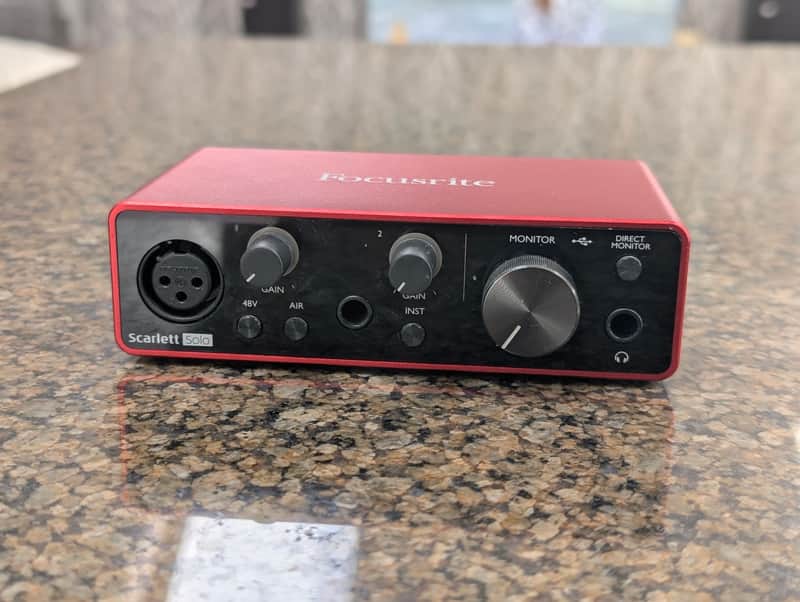 Focusrite Scarlett Solo 3rd Gen USB Audio Interface 2019 - Present - Red / Black Bild 1