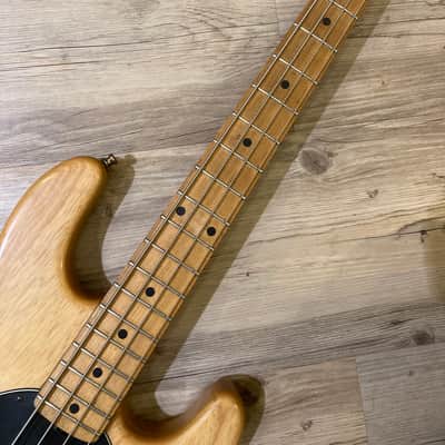 Ernie Ball Music Man StingRay 4 H with Maple Fretboard 1995 image 3