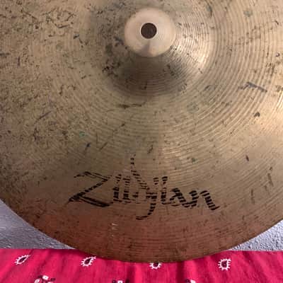 Zildjian 16" Medium Crash Cymbal - 1990’s image 5