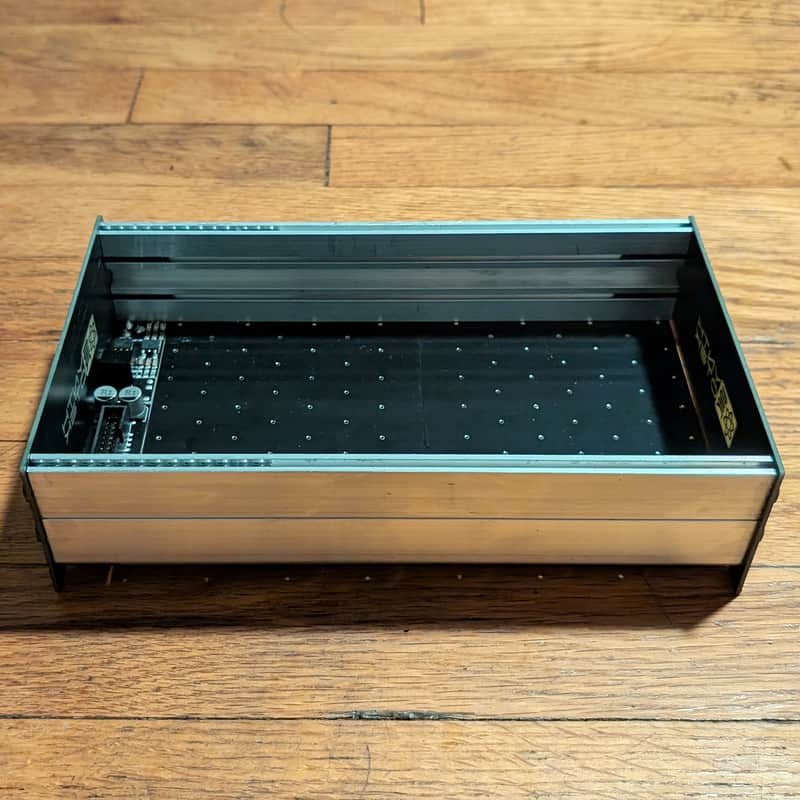 Synthrotek 44 HP Powered Case w/ Power Cables image 1