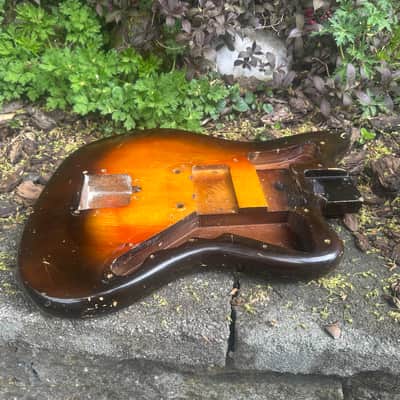 PreCBS 1959 1960 Fender Jazzmaster body image 2