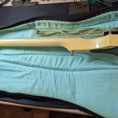 GUILD ASHBORY BASS, 1986 (very early first year production) - VINTAGE WHITE SPARKLE with Pickup Cover, original gig bag/case, 2 owners, virtually Mint condition image 8