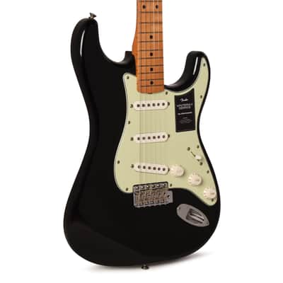 Fender Limited Edition Vintera II Road Worn '60s Stratocaster Black image 1