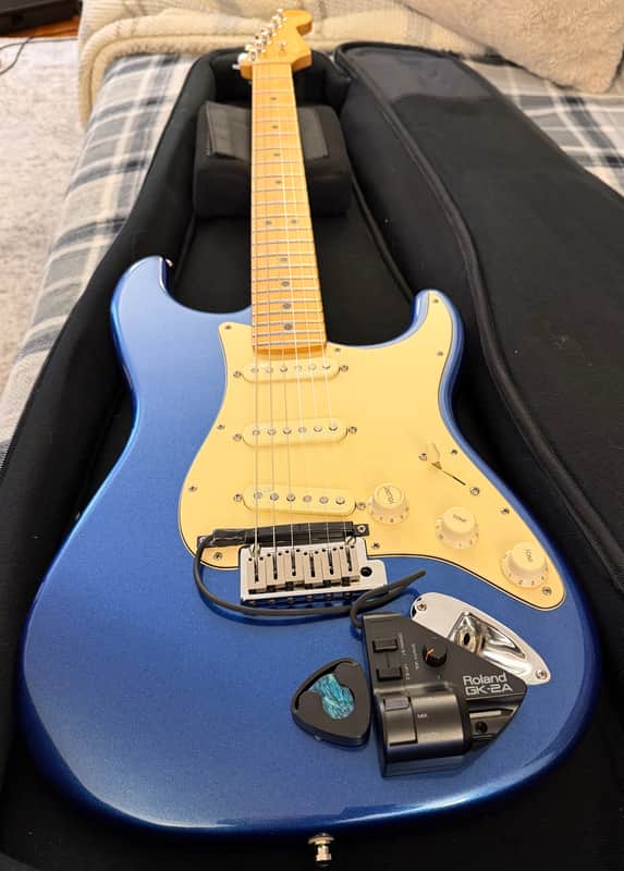 Fender American Ultra Stratocaster - Cobra Blue With Roland GK-2A Pickup, Suhr Gigbag! image 1