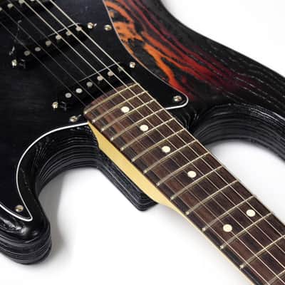 Fender Sandblasted Stratocaster 3 Tone Sunburst image 4