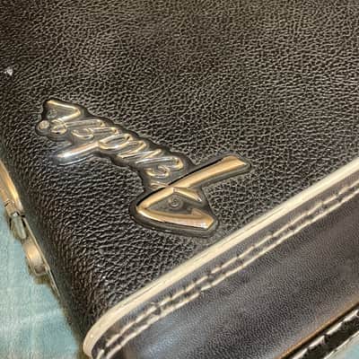 Fender  stratocaster / strat in olympic white signed by Jimi Hendrix 's Brother + a vintage hard shell fender case image 15