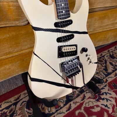 Kramer Focus 6000 1986 - White image 3