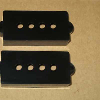 new + packaging (covers have some manufacturing imperfections) Allparts PC 0951-023 Black Pickup Cover Set (two individua covers) for Precision Bass / for P Bass - black, plastic, PC-0951-023 (never used, packaging opened to examine condition of covers) image 5