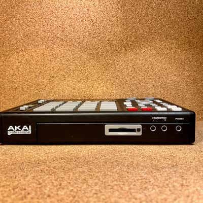 Akai MPC1000 full of upgrades ! – JJOS 2.10 installed – Max RAM 128mb image 6