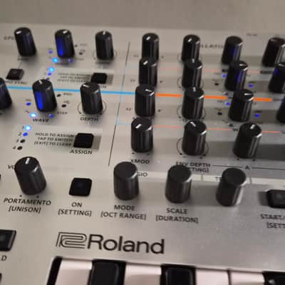 Roland Gaia 2 37-Key 22-Voice Synthesizer 2023 - Present - Silver image 5