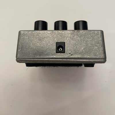 Electro Harmonix Stereo Pulsar Variable Shape Tremolo EHX Guitar Effect Pedal image 5