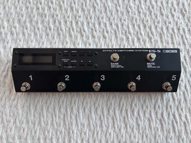 Boss ES-5 Effects Switching System