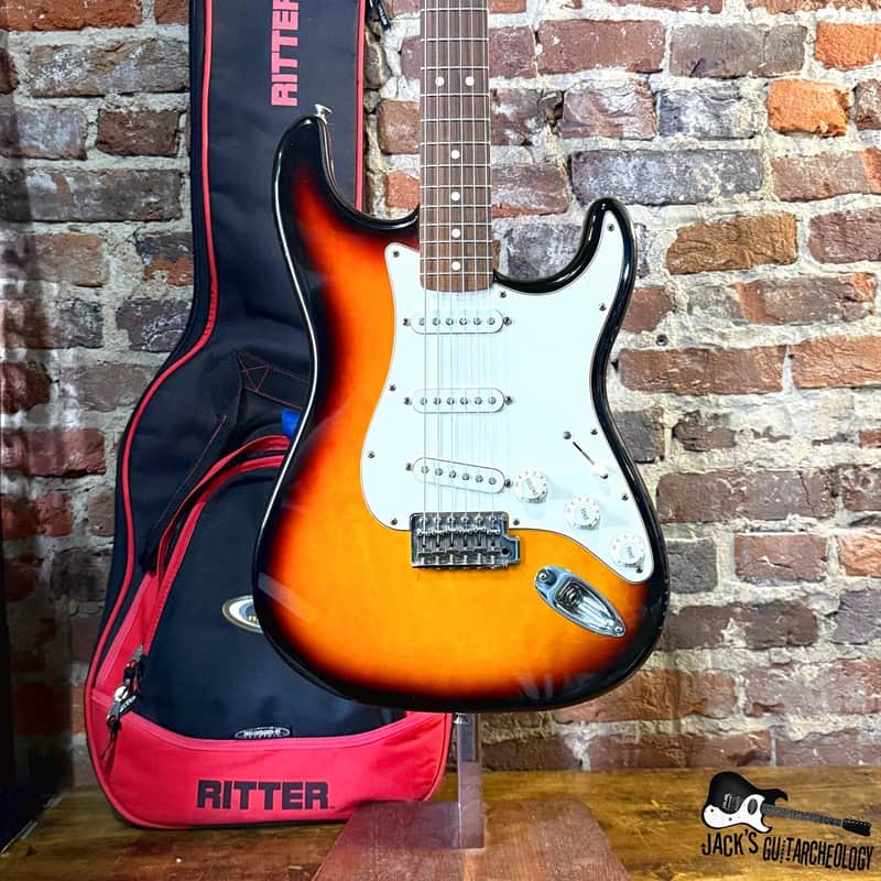 Fender Standard Stratocaster *MIM* Electric Guitar w/GB (2010s - Sunburst)