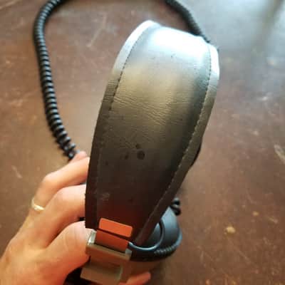 Realistic China Nova 40 Padded Stereo Headphones Full Size 1/4" phone plug 1970s image 5