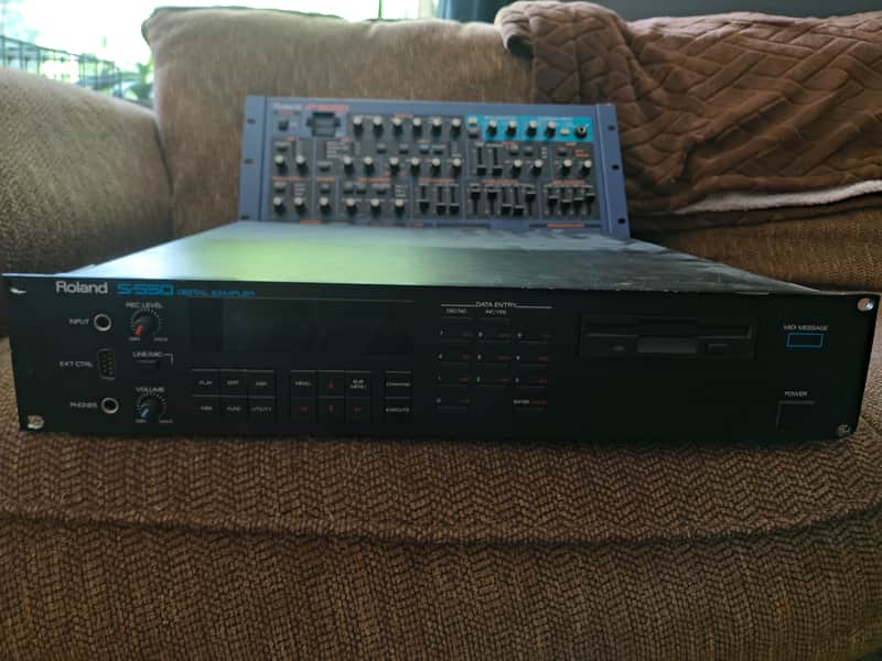 Roland S-550 Digital Sampler 1988 | Reverb