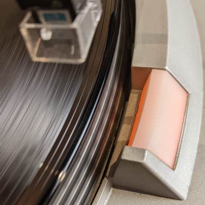 Technics SL 235 Changer / stacker Turntable For Local Pick Up in Milwaukee, WI image 14