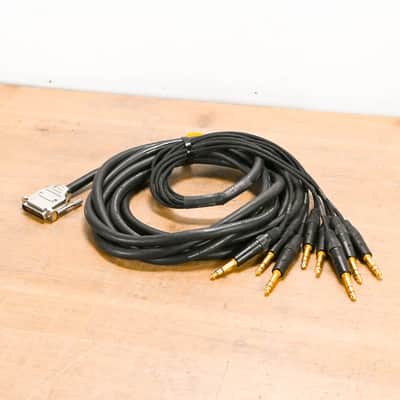 Mogami 2932 DB25 Male to (8) 1/4" TRS Male Breakout Cable - 15' CG011PJ