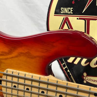 Lakland Skyline Series 55-02 5-String Electric Bass image 3